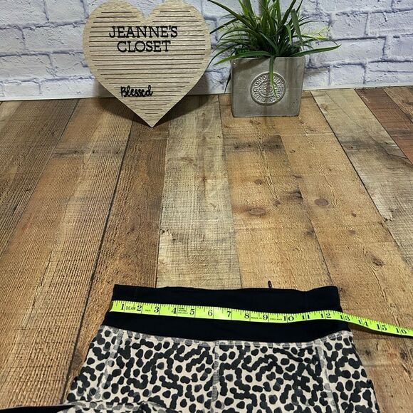 Lululemon Pace Rival Crop *Full-On Luxtreme
Ace Spot Grain Black / Black - Picture 8 of 11